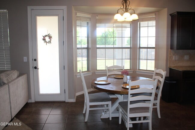 Photo - 376 Emerald Park Dr