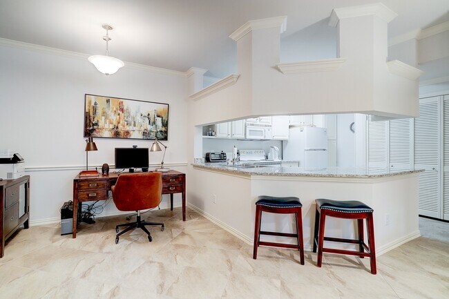 Photo - 2111 Welch St Unit A129