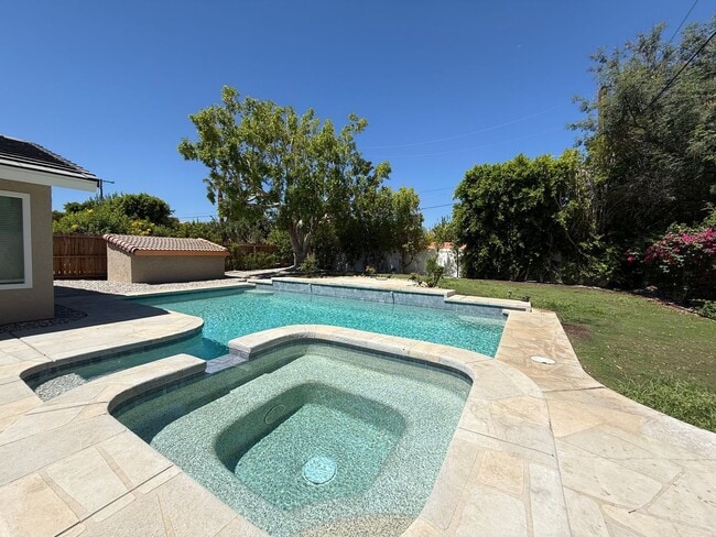 Photo - Gorgeous 3 bedrooms, 2.5 baths home