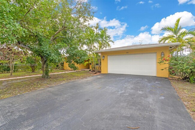 Photo - 781 NW 66th Ave