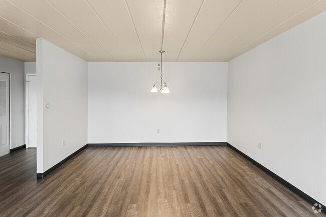 2BR, 2BA - 1,326SF - Living Room - Bower Hill Apartments