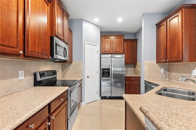 Photo - 6745 Breezy Palm Dr