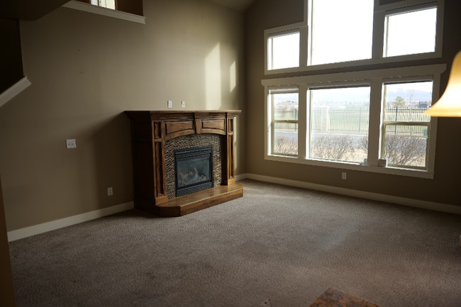 Photo - 713 Mystic Creek Way