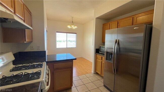 Photo - 1050 E Cactus Ave Unidad 2036