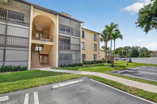 Photo - 812 Sky Pine Way Unit D3