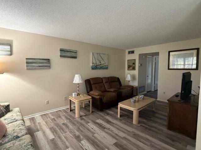 16 Vista Palm Ln Unit 105