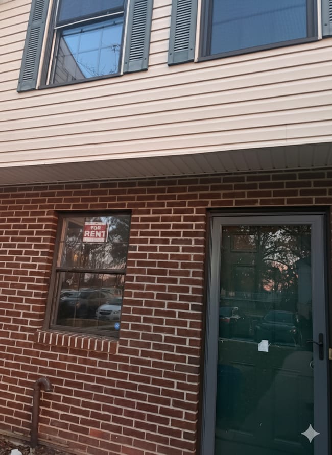 Photo - 14 Driscoll Court