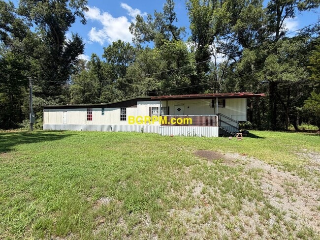 Building Photo - 3 bd 2 ba mobile home, some utilties included!