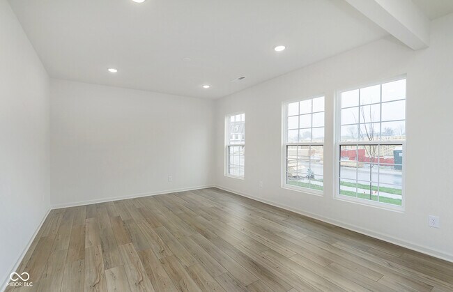 Photo - 3250 Haflinger Dr