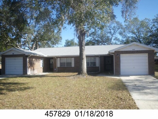 Building Photo - 2 BEDROOM 1.5 BATHS 1 CAR GARAGE Rental