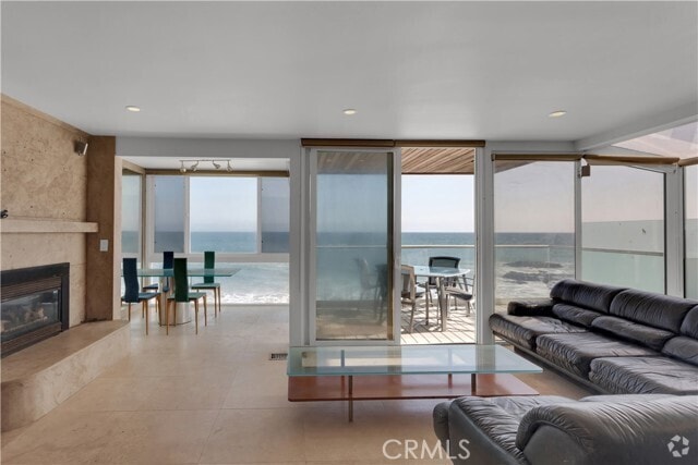 Building Photo - 25234 Malibu Rd Unit 1 Rental