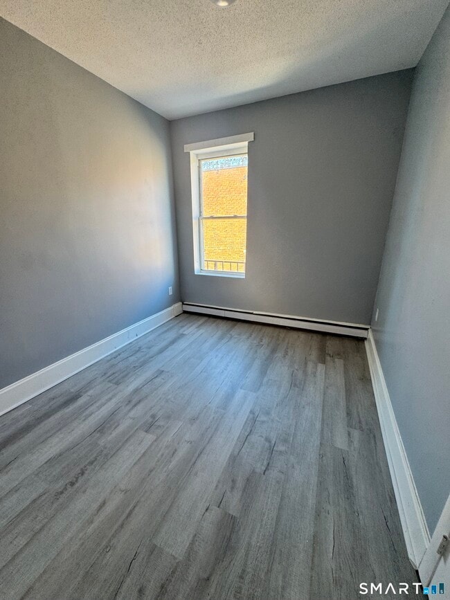 Photo - 283 Wethersfield Ave Unit C2