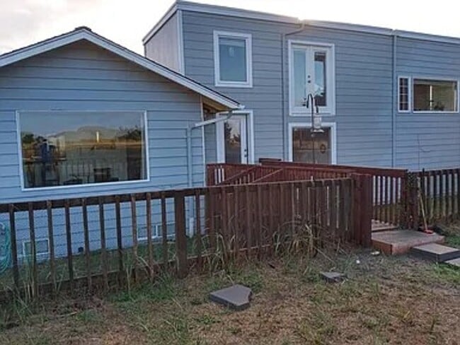 29507 G St