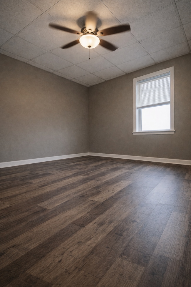 Building Photo - 3948 Alder St Unit 2F