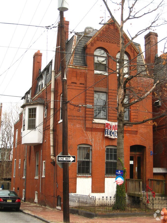 Photo - 313 N 34th St