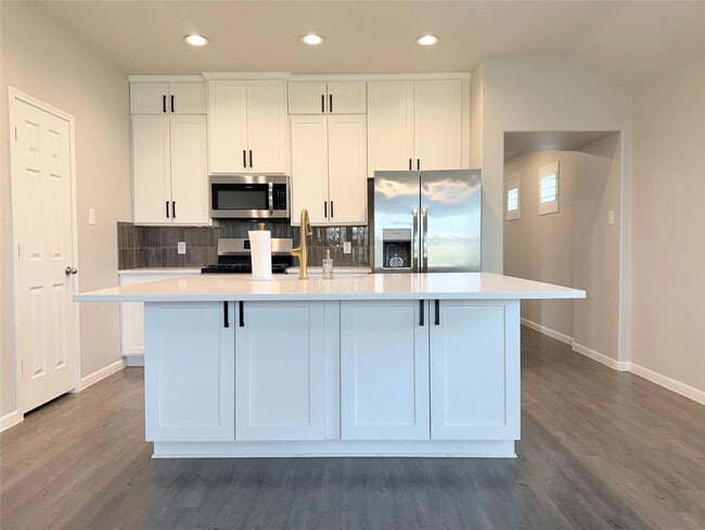 Building Photo - 27233 Crevalle Jack Ln