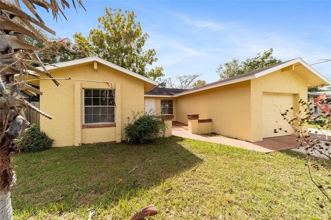 Photo - 1810 NE 29th Pl