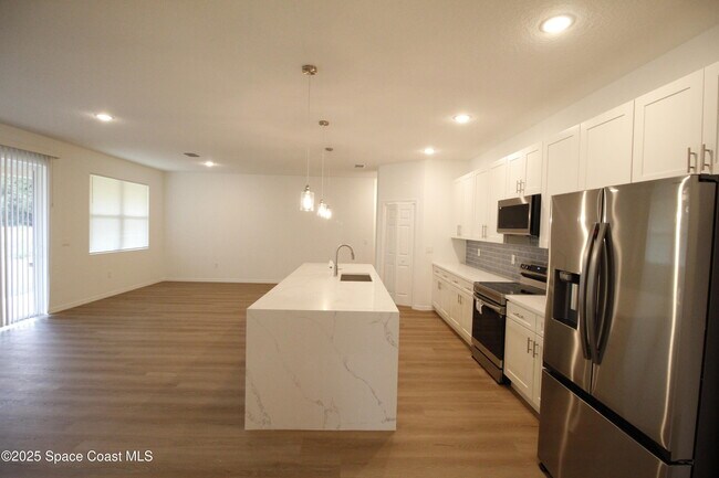 Photo - 1658 Hamilton Ave SW