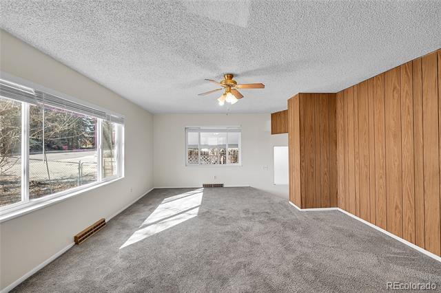 Photo - 1526 Main St