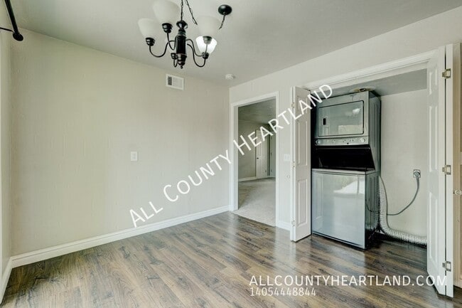 Photo - 3921 NW 51st St