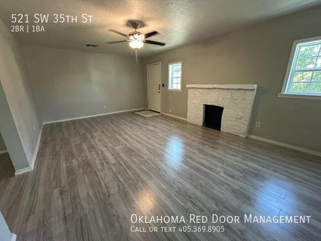 Photo - 521 SW 35th St