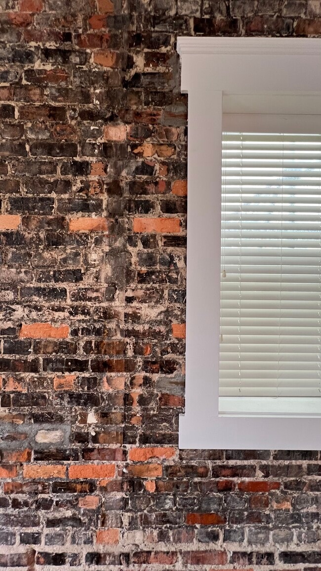 Photo - 703 N 4th St Unidad 3