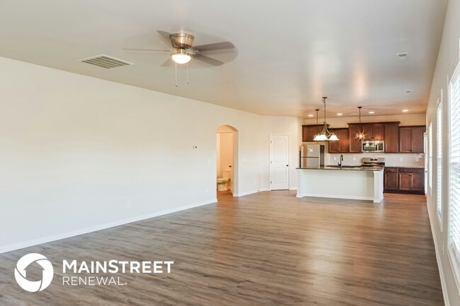 Photo - 213 Iron Cir