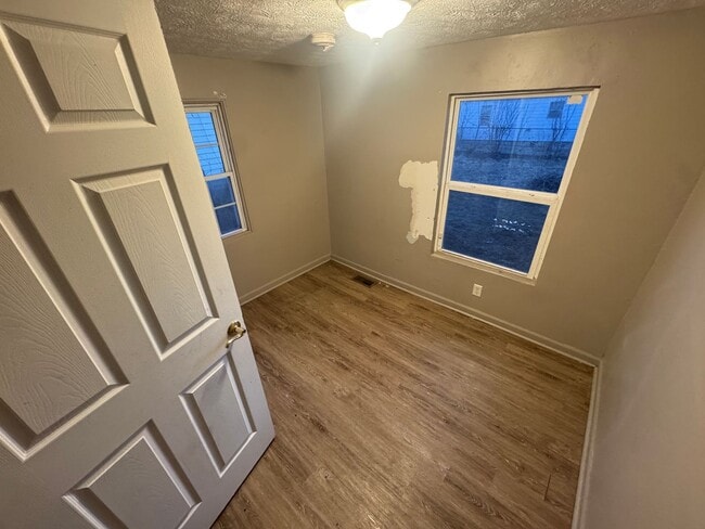 Photo - Ranch duplex for Rent - 3 bedroom / 1 bathroom Peoria Heights 61616