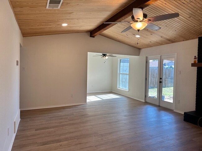 Photo - 6616 Moss Ln