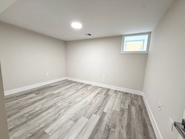 Photo - 10 Cawfield St