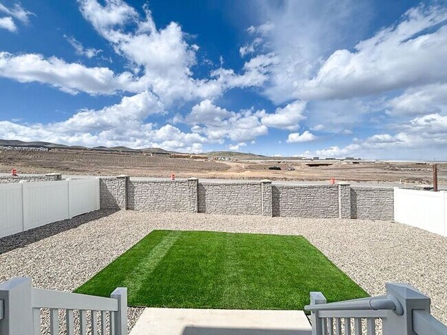 Photo - 414 W Snowberry Dr