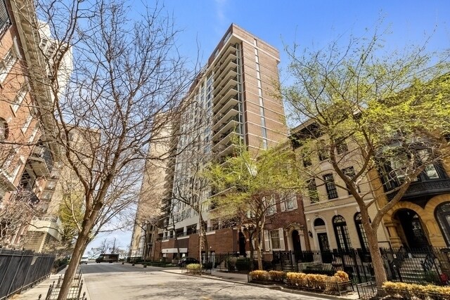 Building Photo - 71 E Division St Unit 1706 Rental