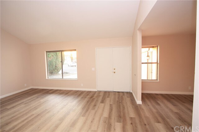 Photo - 16120 Mt Hicks St