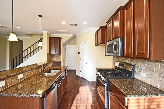 Photo - 13400 Briarwick Dr