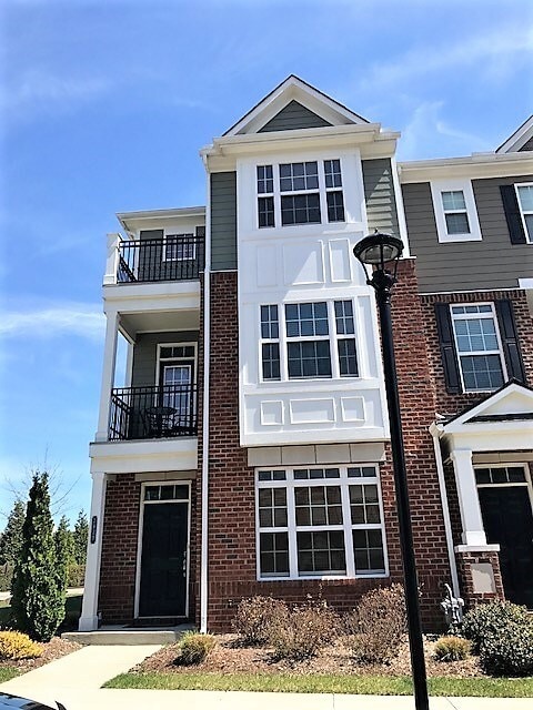 Building Photo - 3930 Liesfeld Pl