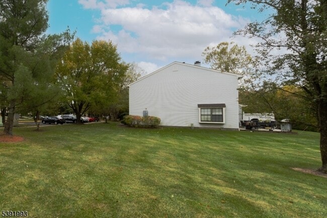 Photo - 242 Penns Way