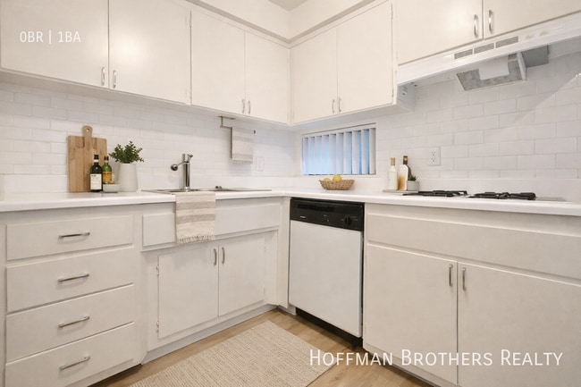 Photo - 1140 N Clark St Unidad 207