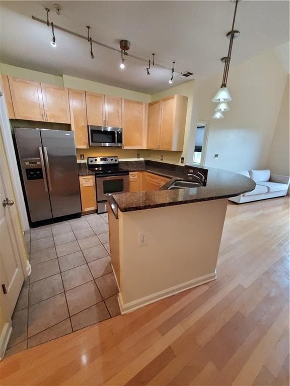 Photo - Room in Condo on 17th St NW