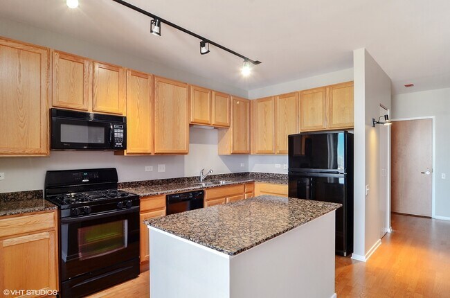 Photo - 210 S Desplaines St Unit 1407