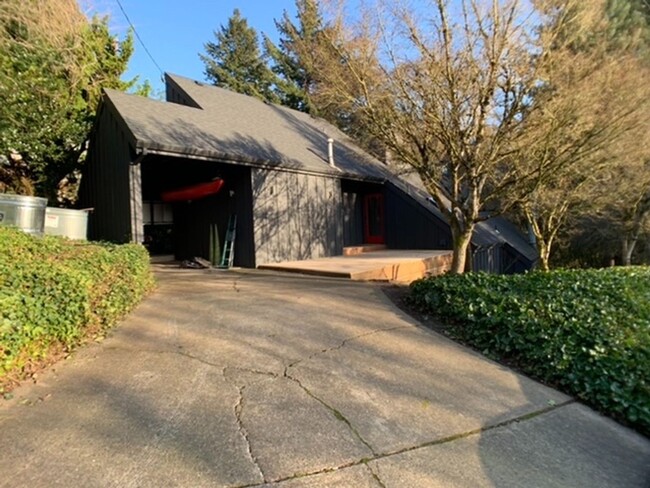 Bridlemile Southwest Hills Home - 3 Bedroo... - Bridlemile Southwest Hills Home - 3 Bedroo...