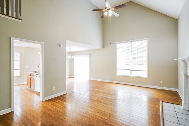 Photo - 906 Bexley Dr