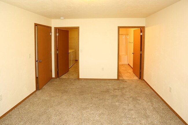 RIVERVIEW ESTATES - KIEL