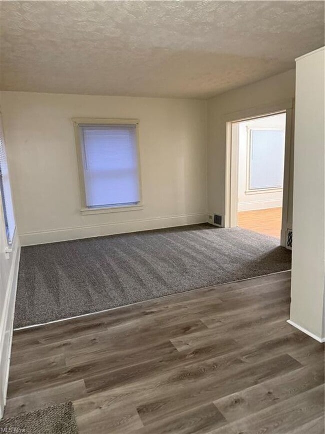 Photo - Three bedroom one bathroom home for rent