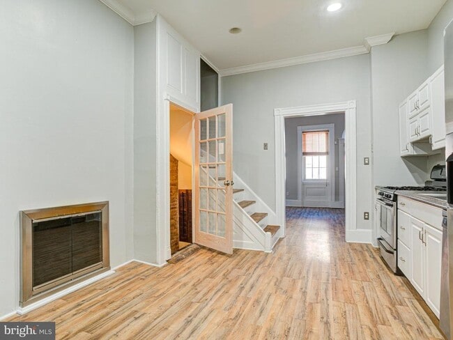 Photo - 112 Fairmount Ave