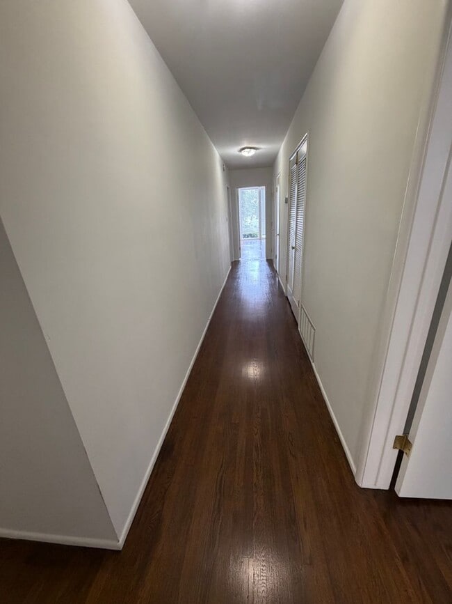 Photo - 1021 Grove