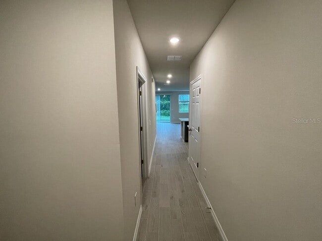 Photo - 418 Legacy Lp