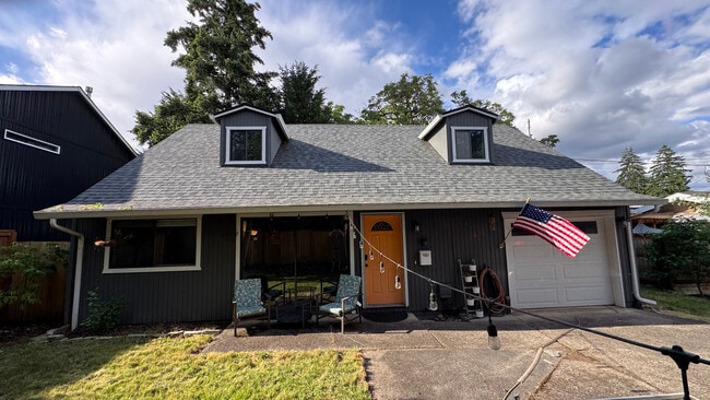 Building Photo - 5529 SE 68th Ave