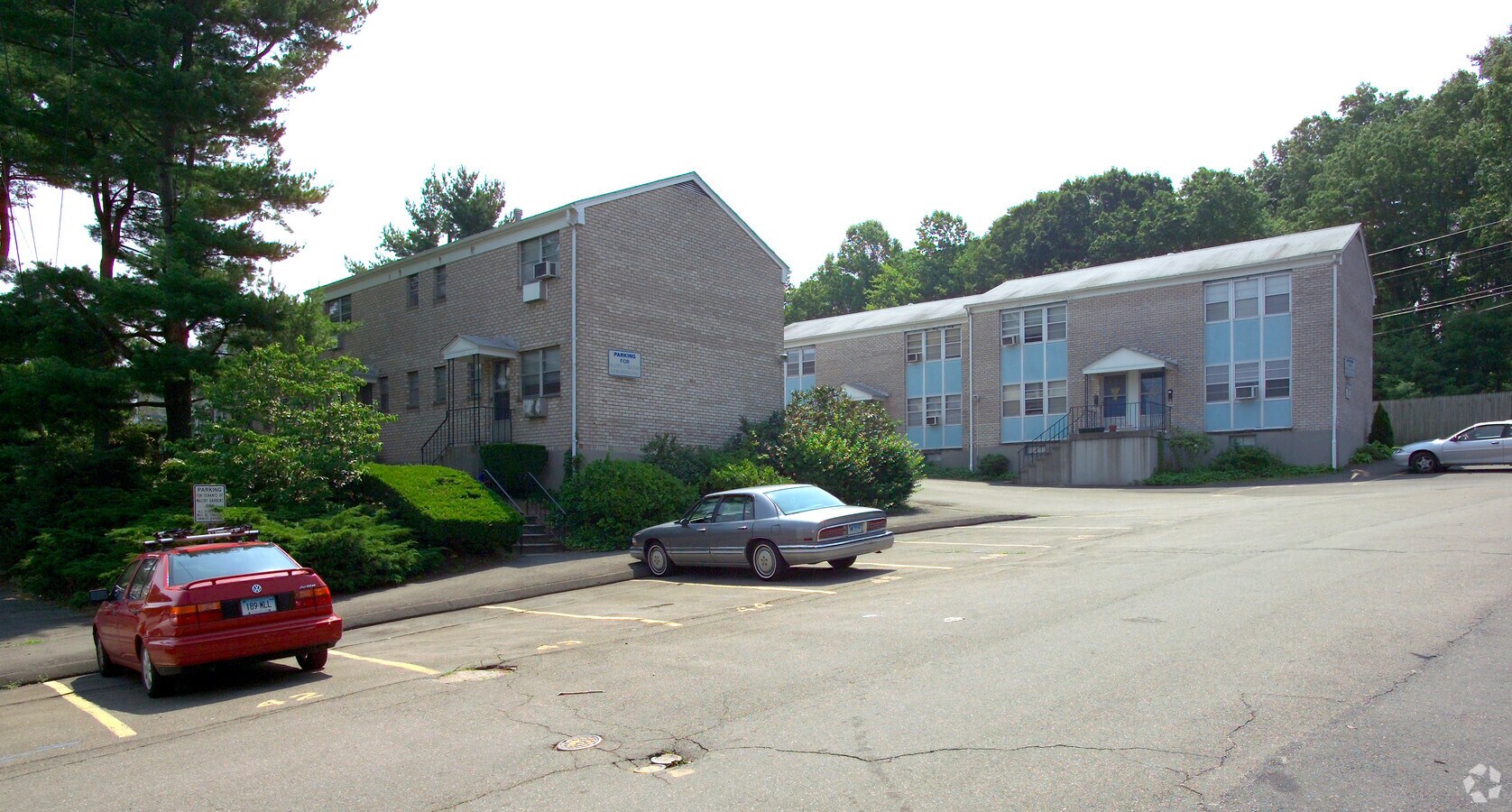 Photo - Elizabeth Gardens Apartments