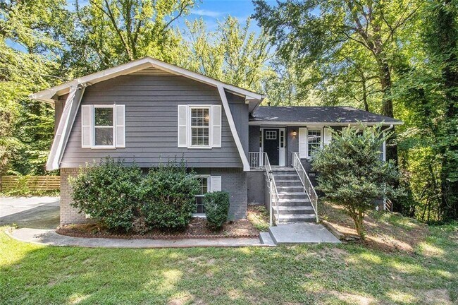 Building Photo - 5826 Simone Dr