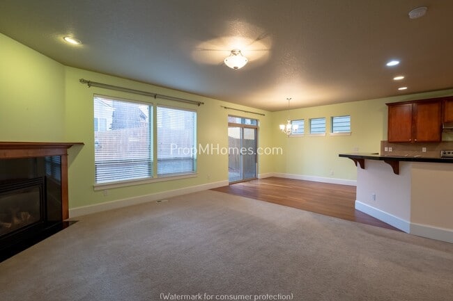 Photo - Beautiful Three Bedroom Home in Bethany - Available Now!